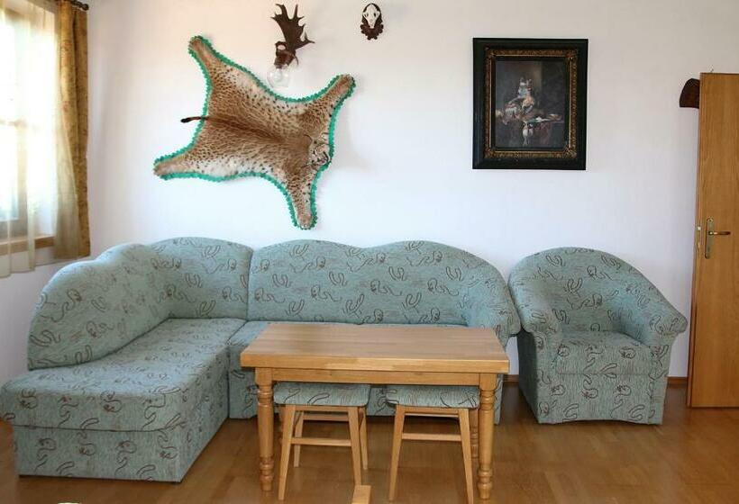 ペンション Penzión Salaš Cabaj