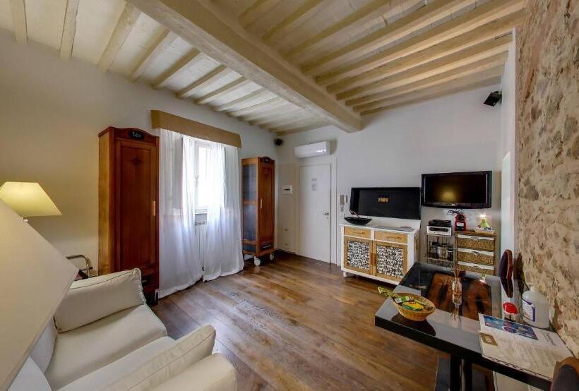 ペンション Sestosenso Suites