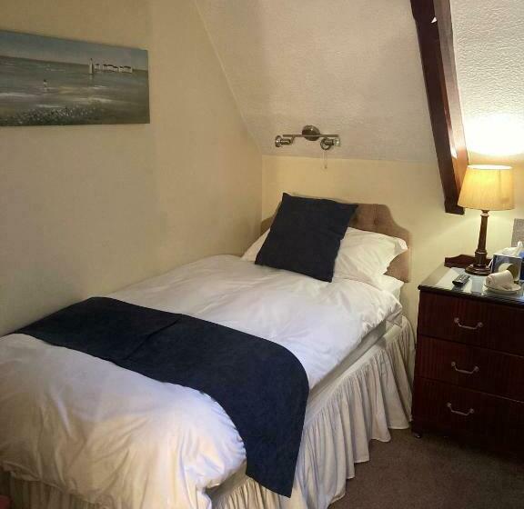 膳宿费 The Old School House