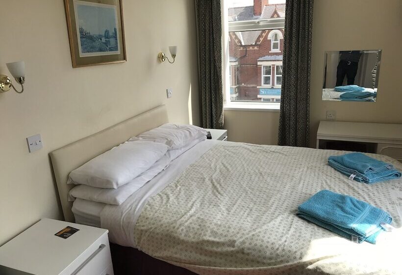 ペンション Viking