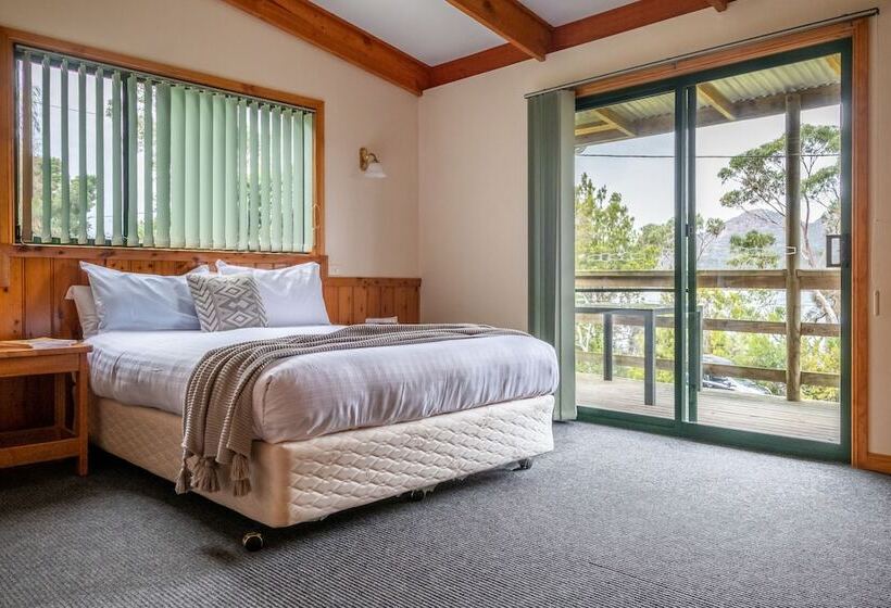 Freycinet Cottage 2