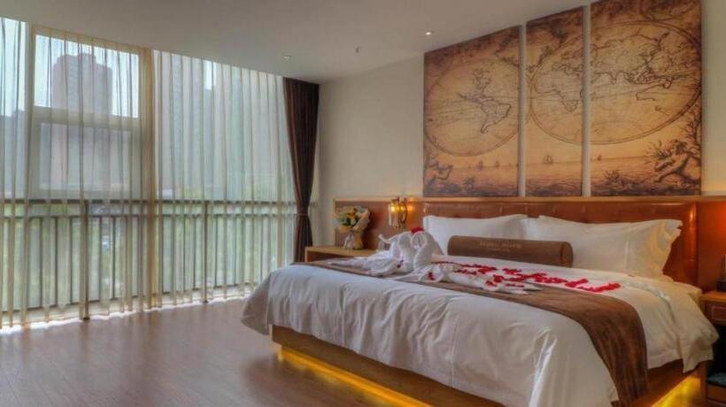 Отель James Joyce Coffetel Changsha Youyi Road Subway Station