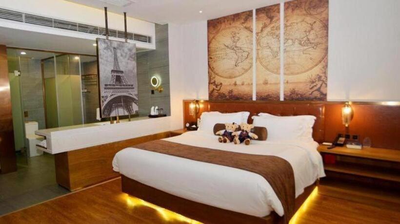 Отель James Joyce Coffetel Changsha Youyi Road Subway Station