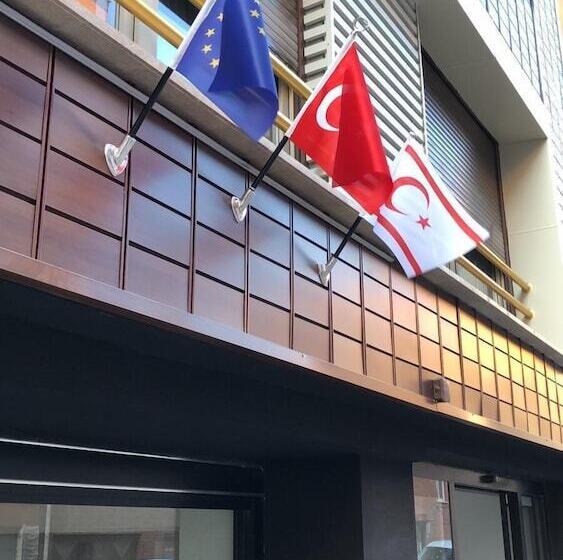 Antique Art Residence