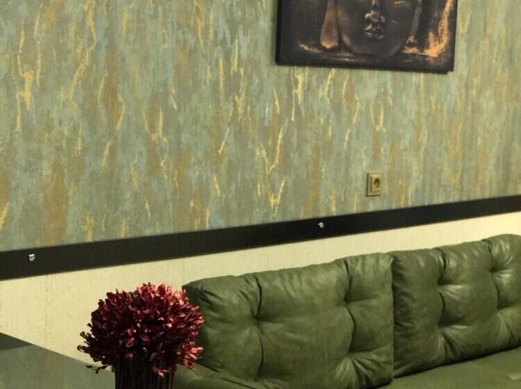 Antique Art Residence