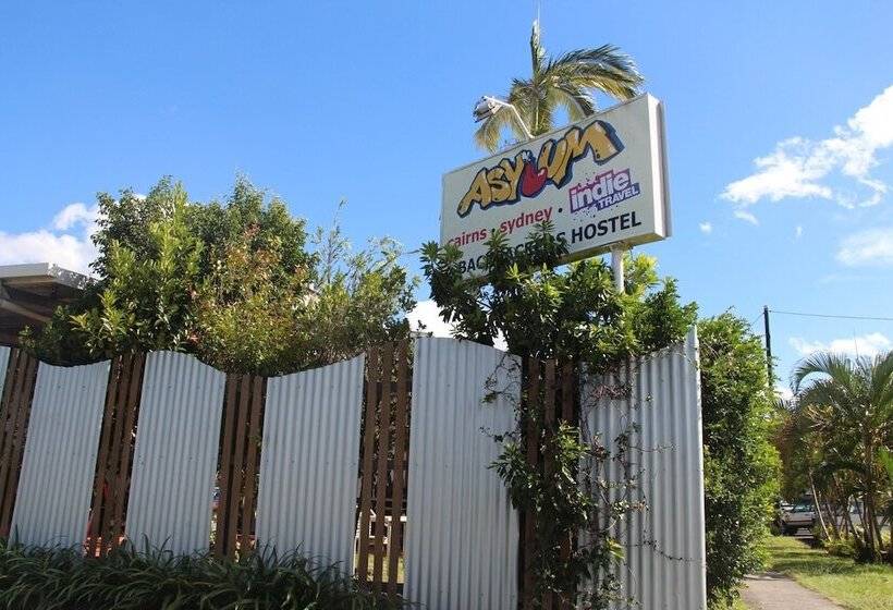Asylum Cairns Hostel