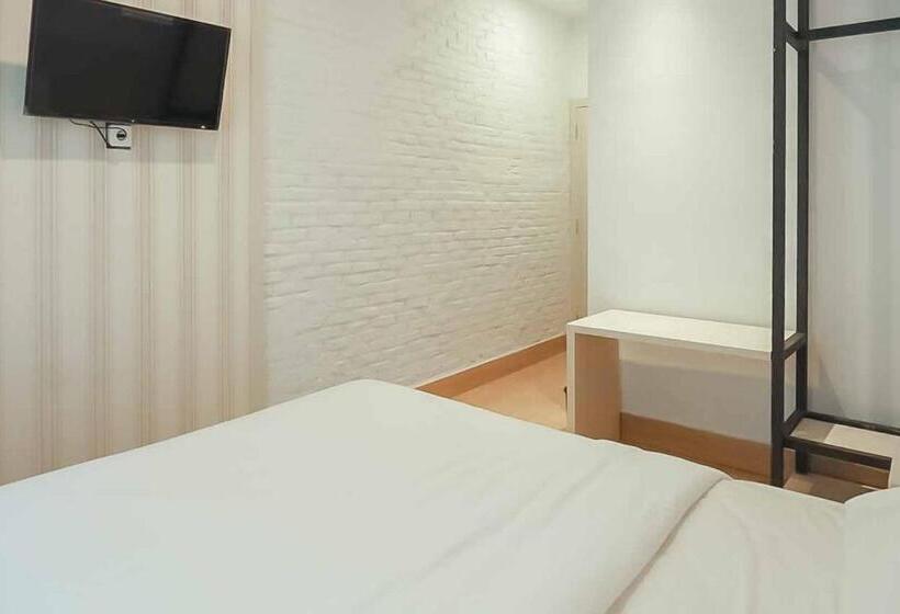 호텔 Prime Inn Near Jalan Sekip Mitra Reddoorz