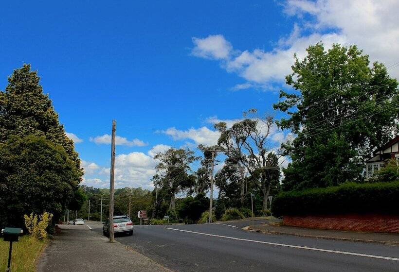 Mountain Top Holiday Home