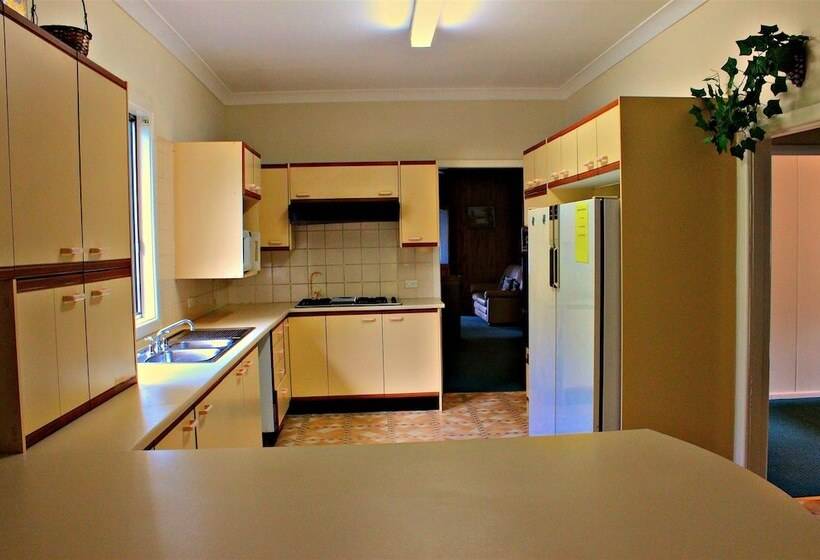 Mountain Top Holiday Home