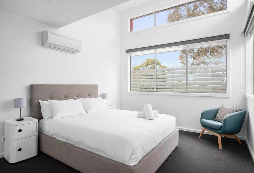 Phillip Island Townhouses