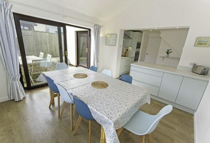Rockpool Croyde 4 Bedrooms / Sleeps 8