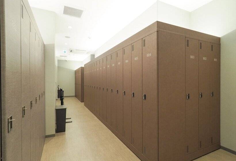 Leo Yu Capsule Hotel Funabashi