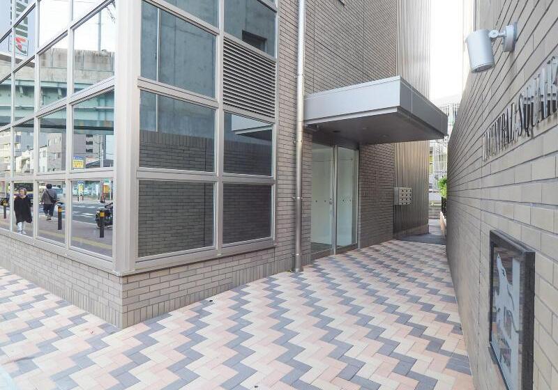 Leo Yu Capsule Hotel Funabashi