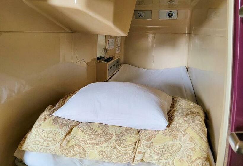 فندق First Inn Takamatsu