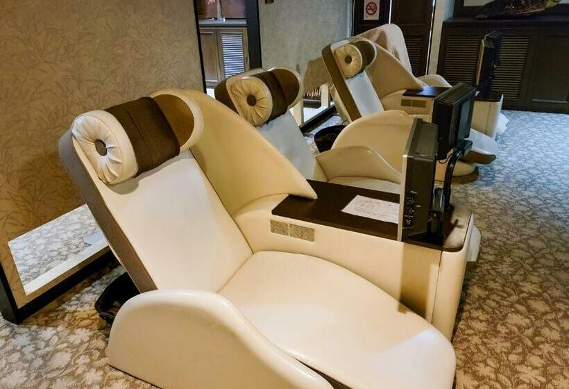 فندق First Inn Takamatsu