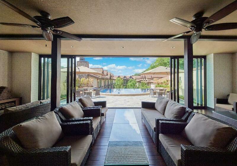 Отель Le Grand Karuizawa  & Resort