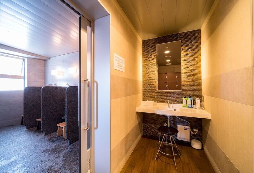 Super Hotel Ube Natural Hot Springs