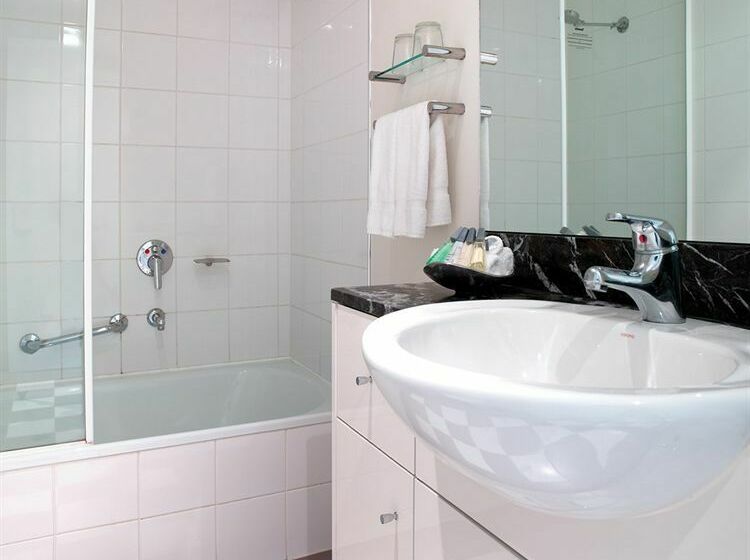 Adina Apartment Hotel South Yarra