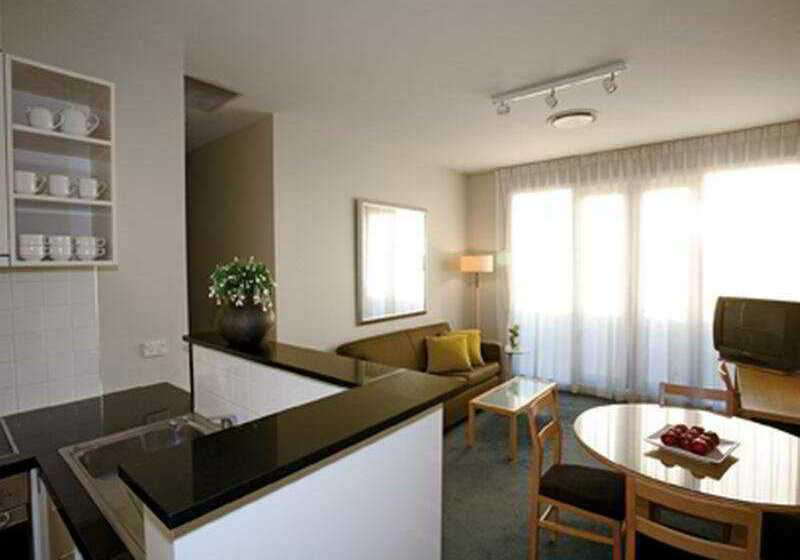 Adina Apartment Hotel South Yarra