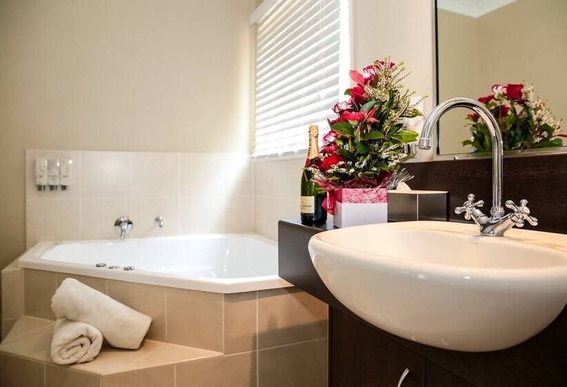 Best Western Bungil Creek Motel