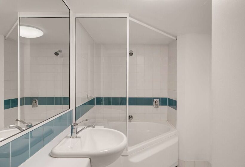 酒店 Adina Serviced Apartments Canberra James Court