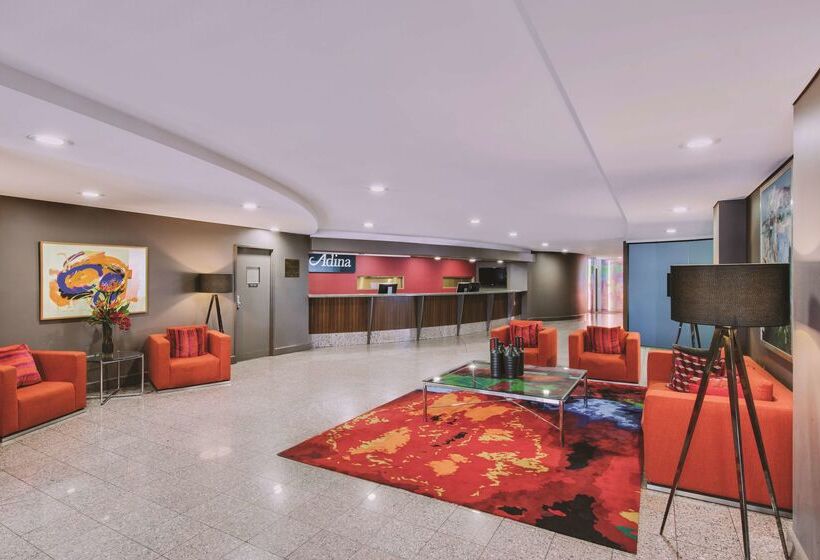 酒店 Adina Serviced Apartments Canberra James Court