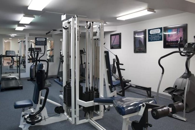 酒店 Adina Serviced Apartments Canberra James Court