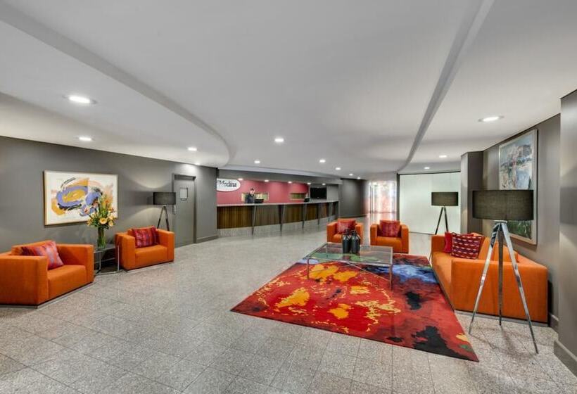 酒店 Adina Serviced Apartments Canberra James Court