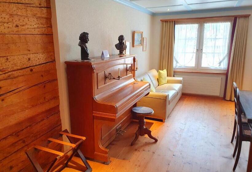 בית מלון כפרי Adler