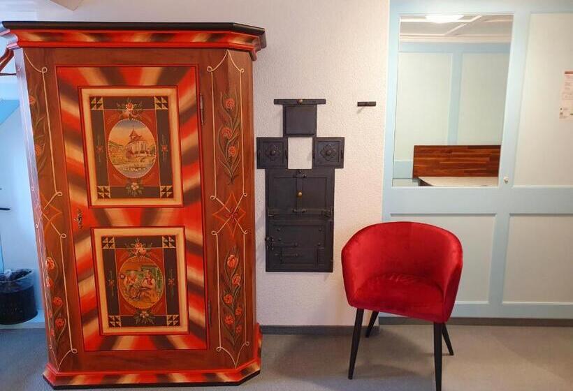 בית מלון כפרי Adler