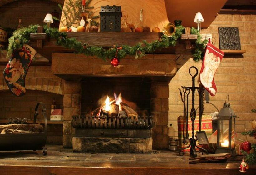 هتل Aggertal Zur Alten Linde