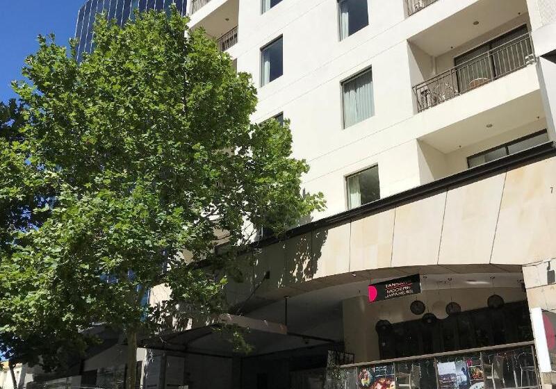 هتل All Suites Perth