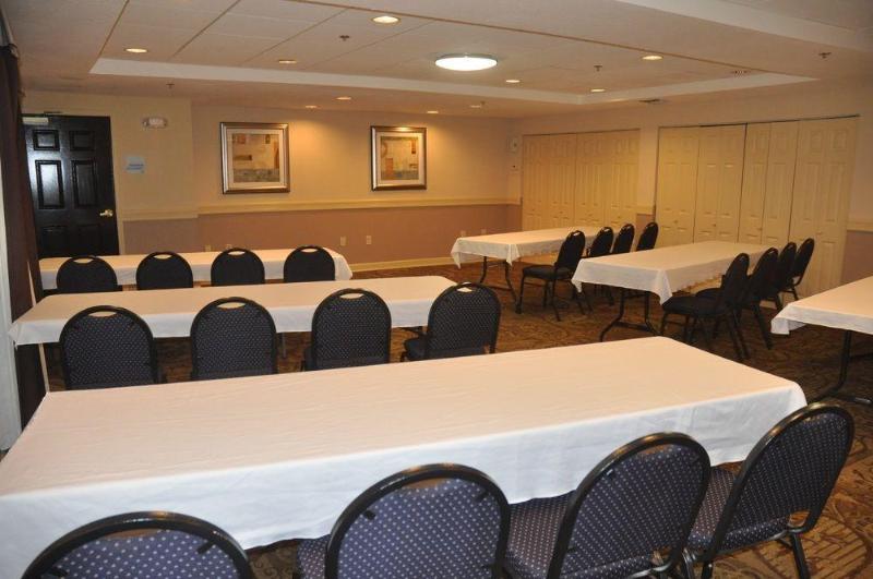 בית מלון כפרי Americas Best Value Inn Sarasota