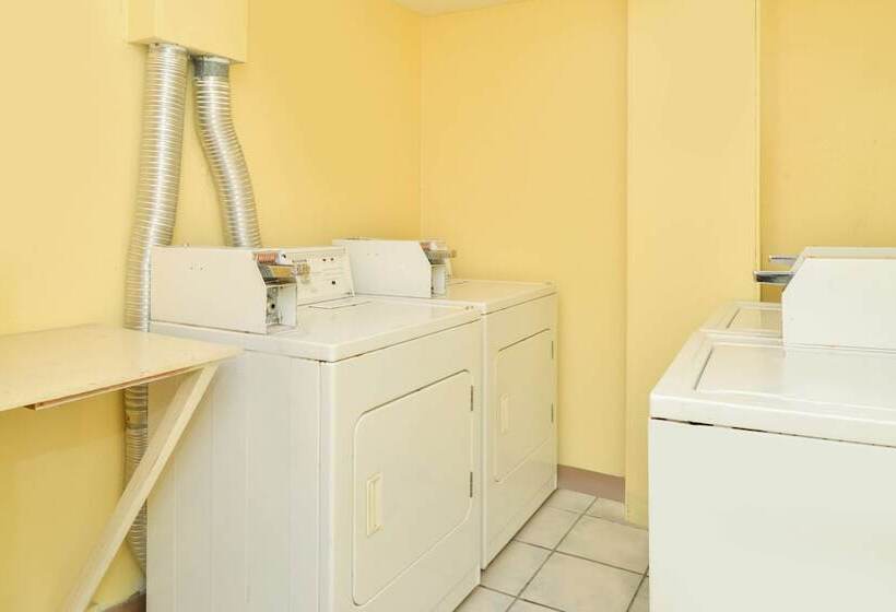 فندق Americas Best Value Inn Sarasota