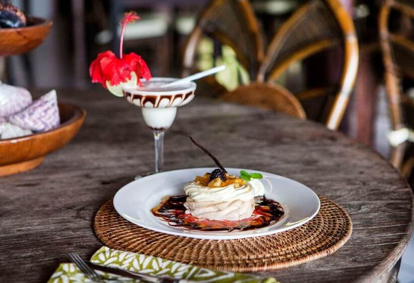 هتل Aore Island Resort