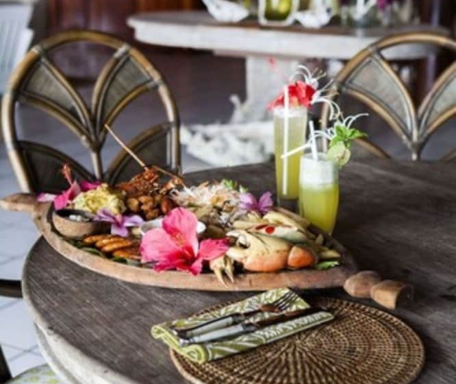 Hotel Aore Island Resort