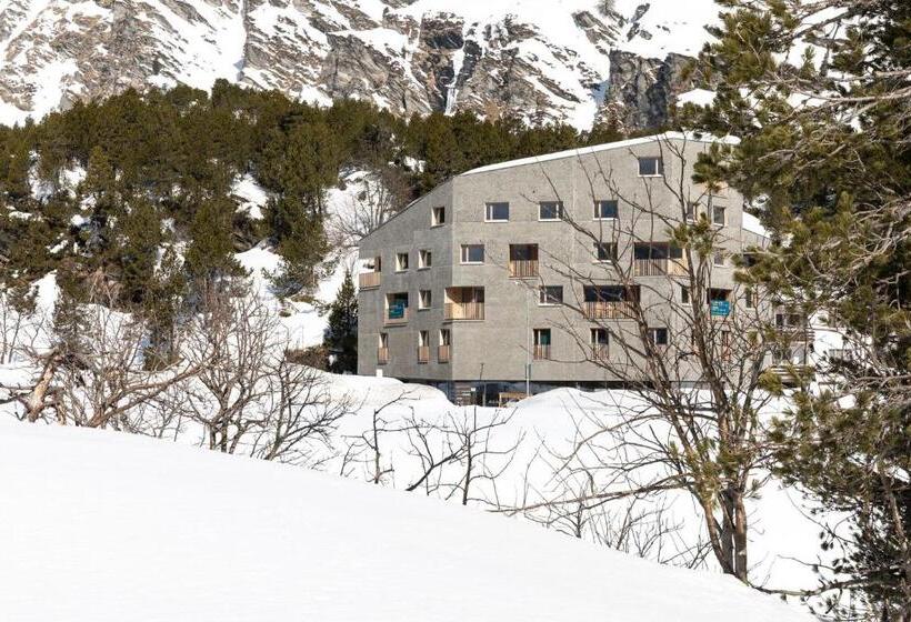 ホテル B & B Longhin