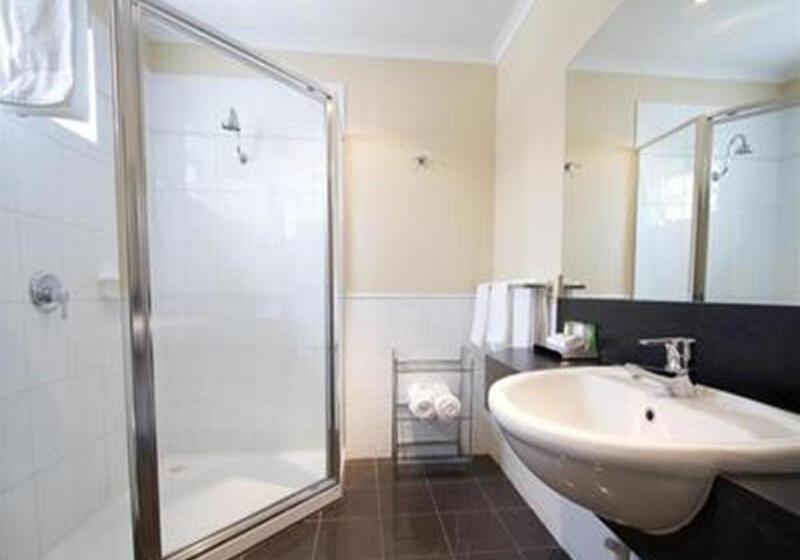 ホテル Lake Inn Ballarat