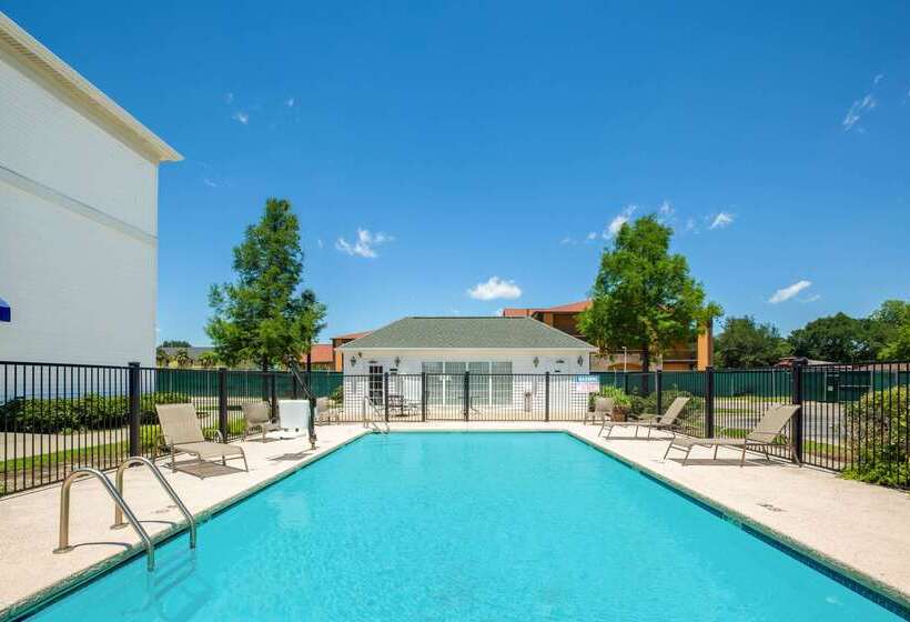 בית מלון כפרי Comfort Inn Lafayette North I 10