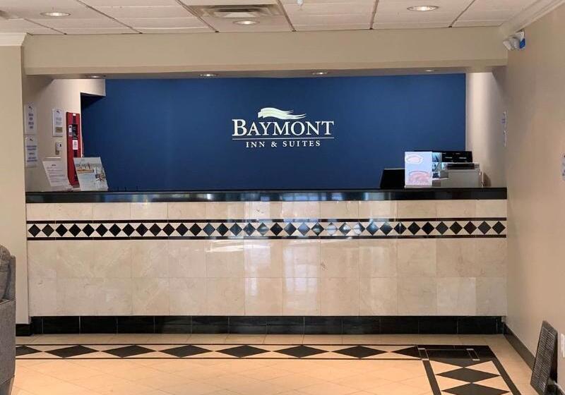 Отель Baymont By Wyndham Latham Albany Airport