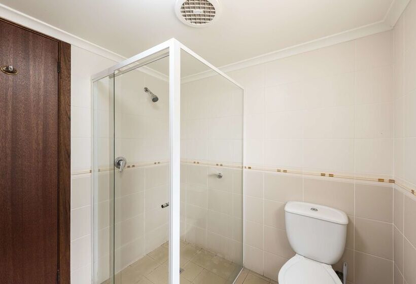 هتل Best Western Plus Ambassador Orange