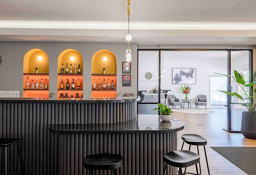 هتل Best Western Plus Ambassador Orange