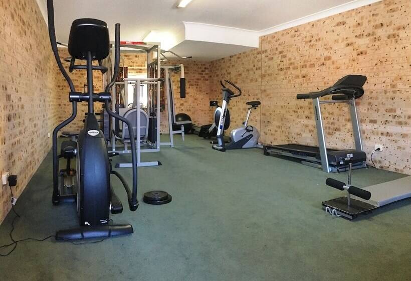 هتل Best Western Plus Ambassador Orange