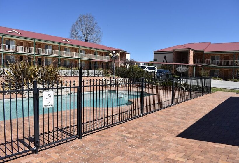 هتل Best Western Plus Ambassador Orange