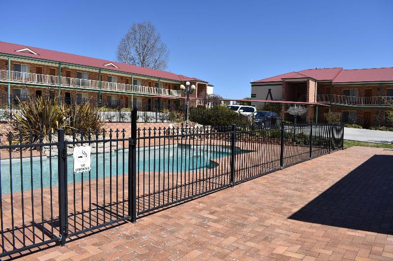 هتل Best Western Plus Ambassador Orange