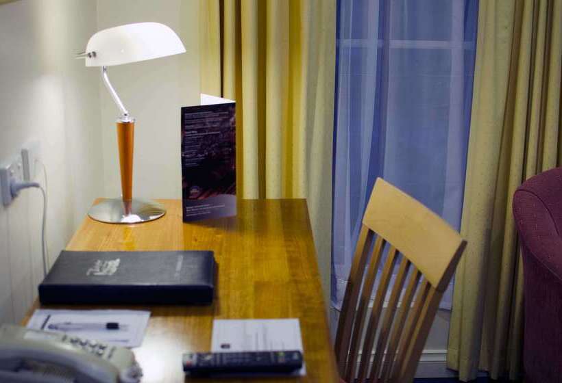 هتل Best Western Plus Buckingham International