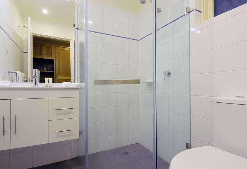 هتل Best Western Plus Buckingham International