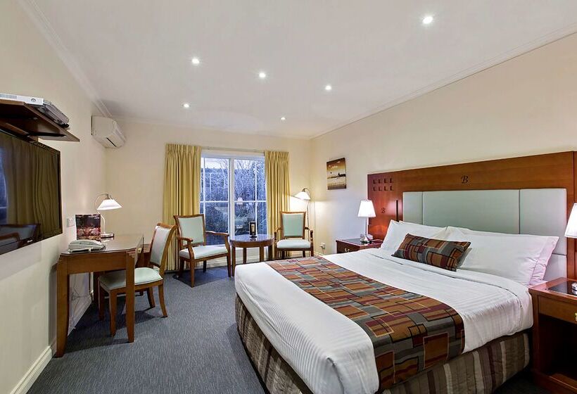هتل Best Western Plus Buckingham International
