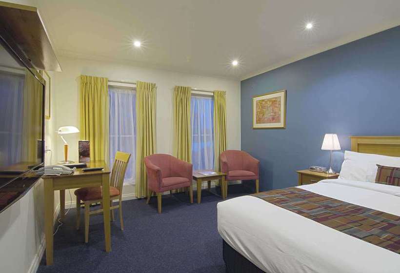 هتل Best Western Plus Buckingham International