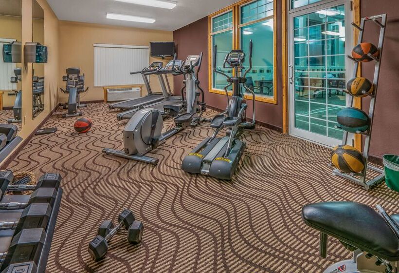 Best Western Plus Riverfront Hotel And Suites